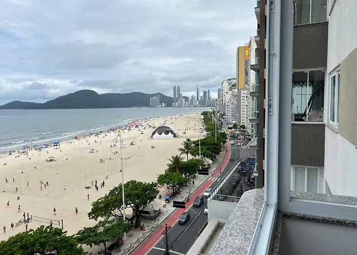 Apartamento Frente Mar, Na Praia Central